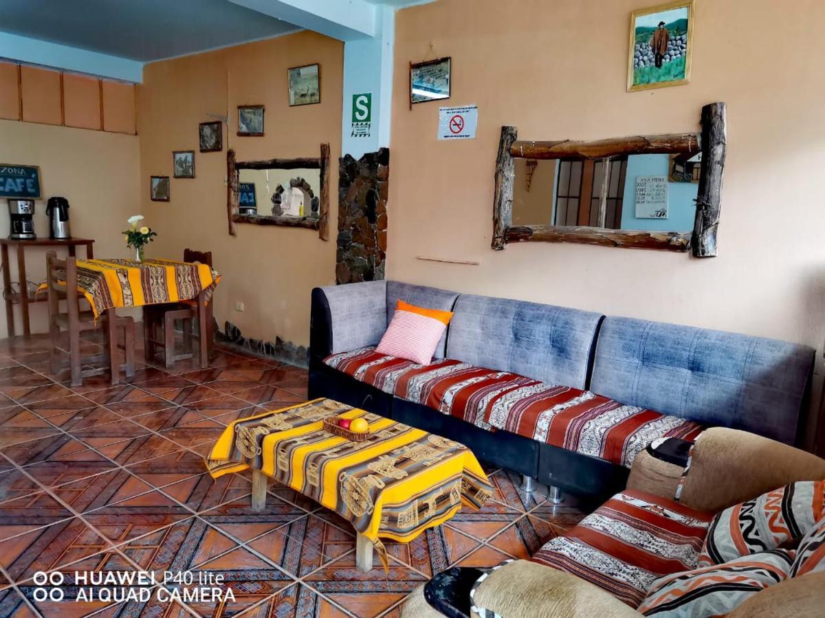 hotel MISKY PUÑUY Andamarca Buitenkant foto