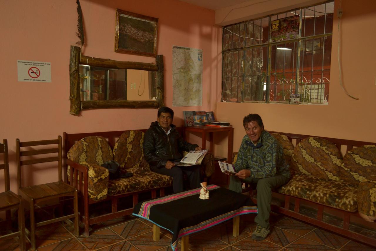 hotel MISKY PUÑUY Andamarca Buitenkant foto