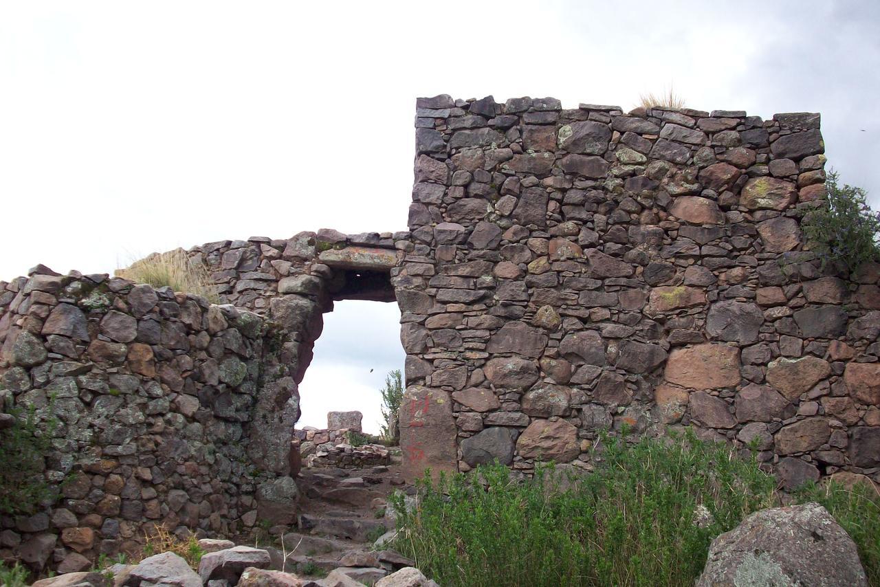 hotel MISKY PUÑUY Andamarca Buitenkant foto
